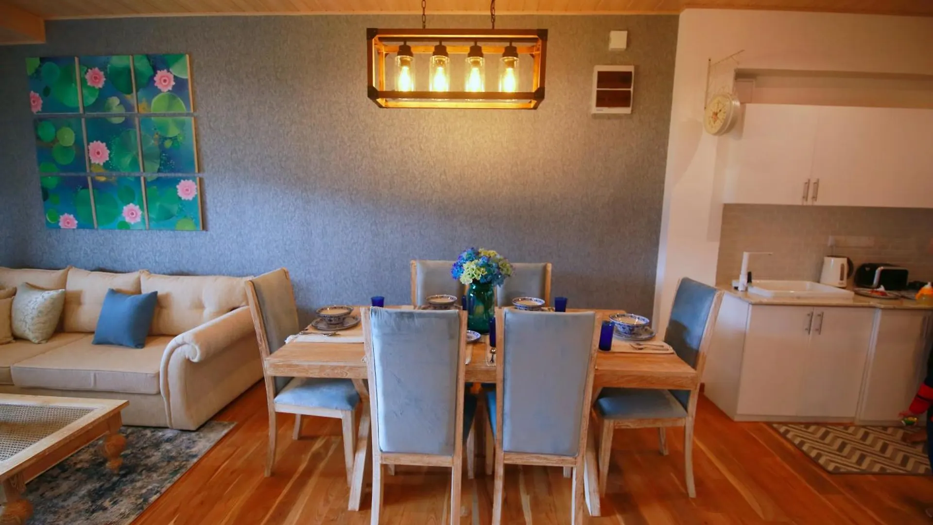 Knightsbridge Grand Apartment Nuwara Eliya