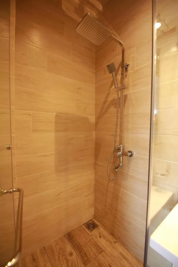 Knightsbridge Grand Apartment Nuwara Eliya
